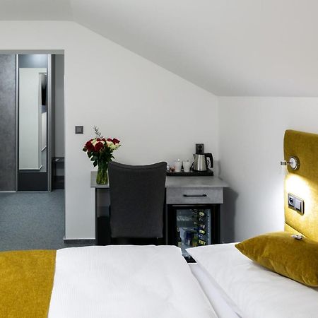 Wellness Hotel Edelweiss Liberec Esterno foto