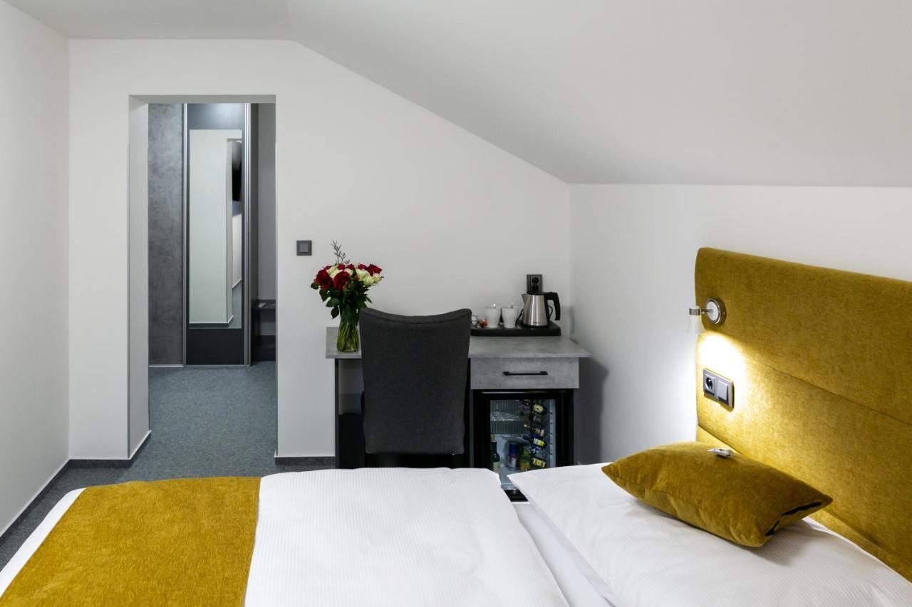 Wellness Hotel Edelweiss Liberec Esterno foto
