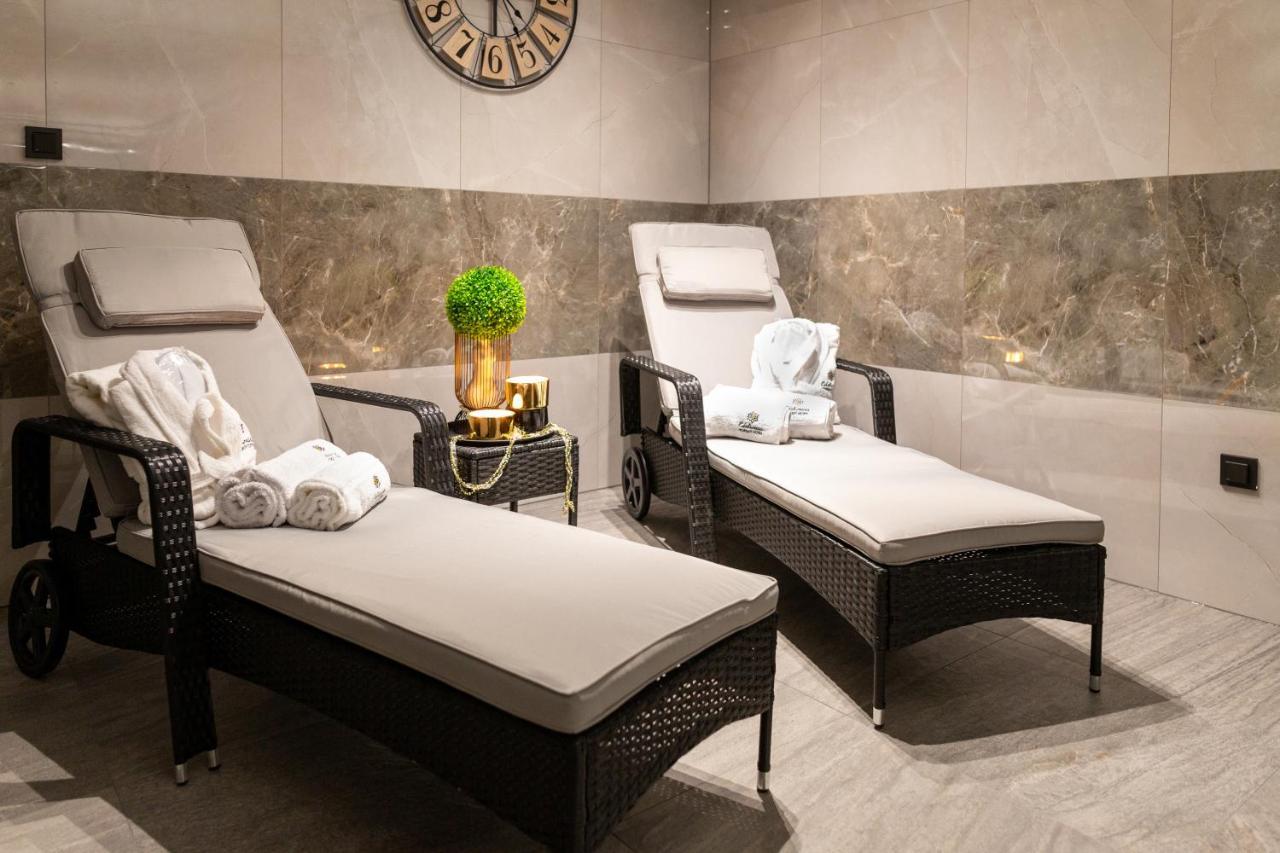 Wellness Hotel Edelweiss Liberec Esterno foto